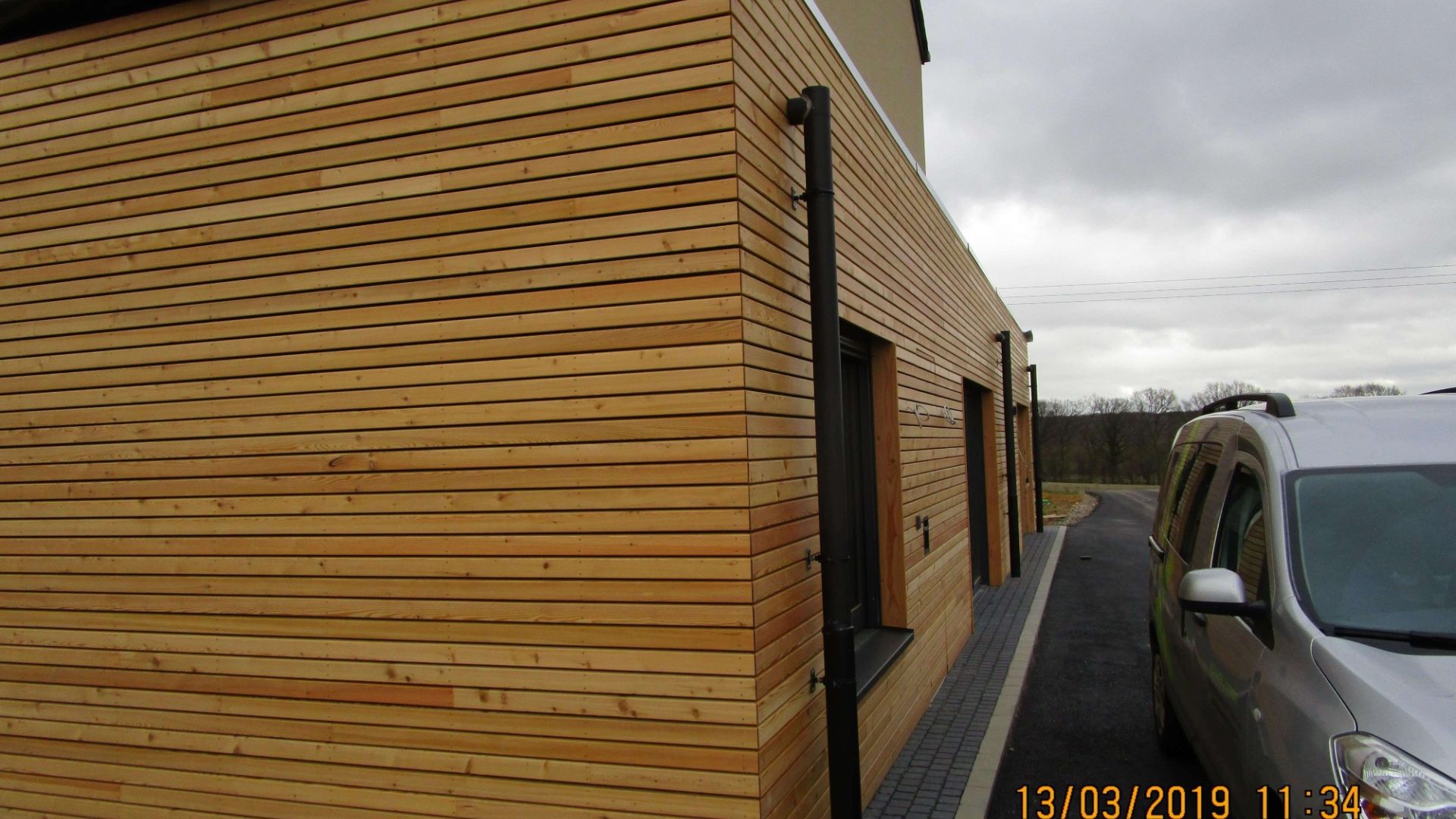 06 img min 06 img min