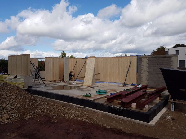 Holzhaus, maison en bois Holzhaus, maison en bois