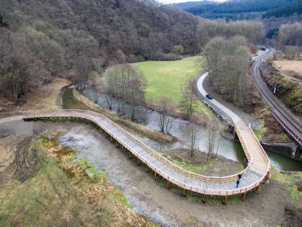 pont en bois,holzbrücke pont en bois,holzbrücke